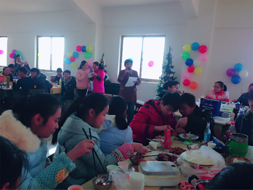 現(xiàn)外象湖校區(qū)組織開展“慶元旦·迎新年”聯(lián)歡活動(dòng)
